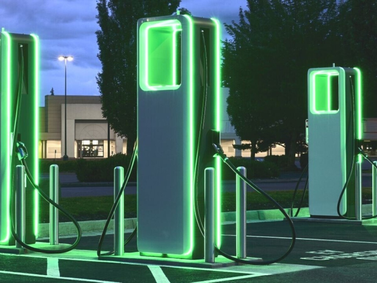 快充汽車充電樁和慢充商用投資對(duì)比分析