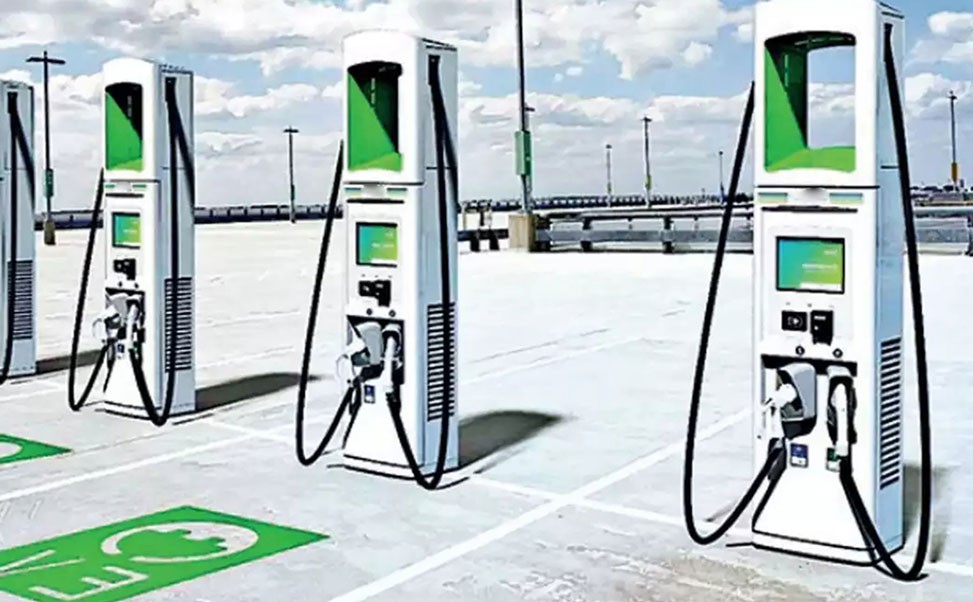 電動汽車充電樁的安裝維護(hù)與經(jīng)濟(jì)效益分析